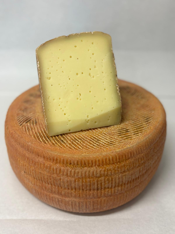 Produktfoto zu Pecorino Schafskäse von Heggelbach